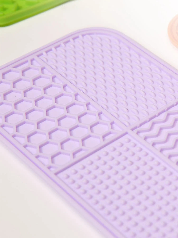 PawPlate - Silicone Slow Feeding Mat - Non Slip - My Fur Baby